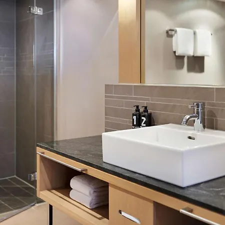 Отель Nuerburgring Congress Нюрбург